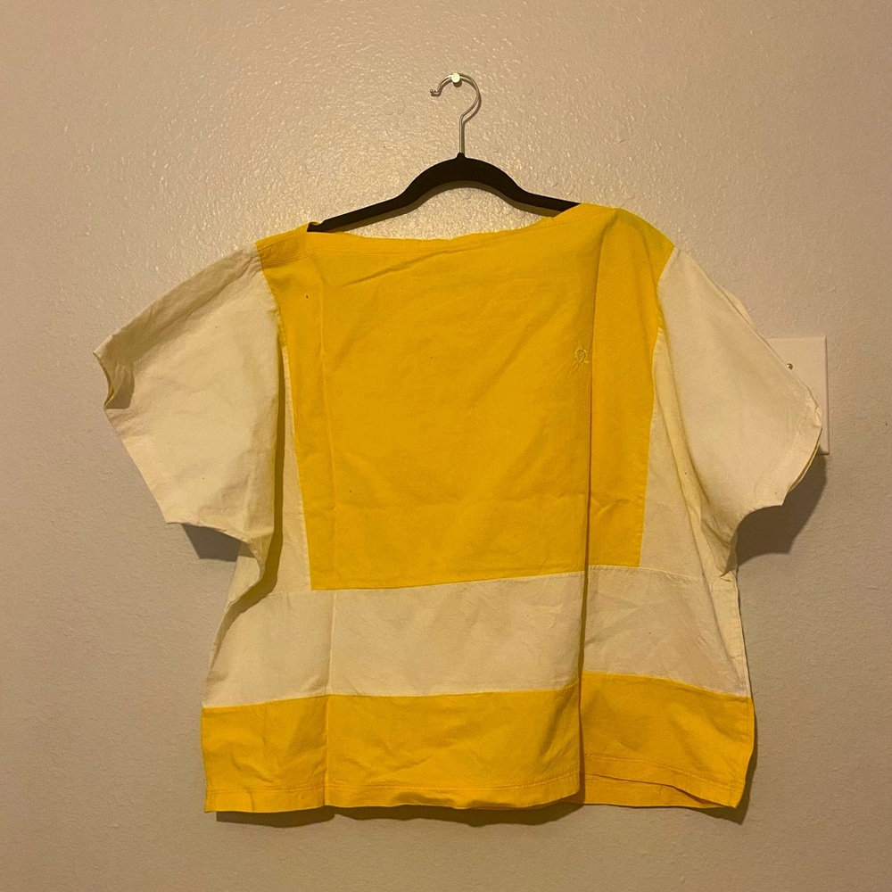Vintage Oscar de la Renta active blouse